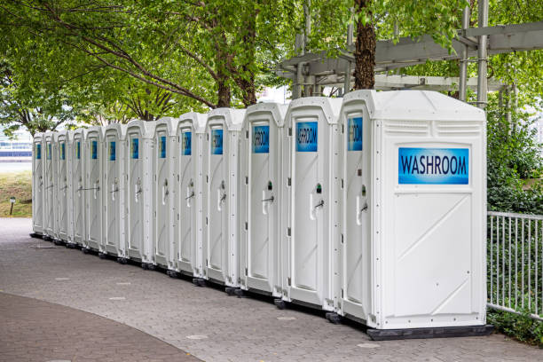 Best Temporary restroom rental  in Fort Myers Beach, FL